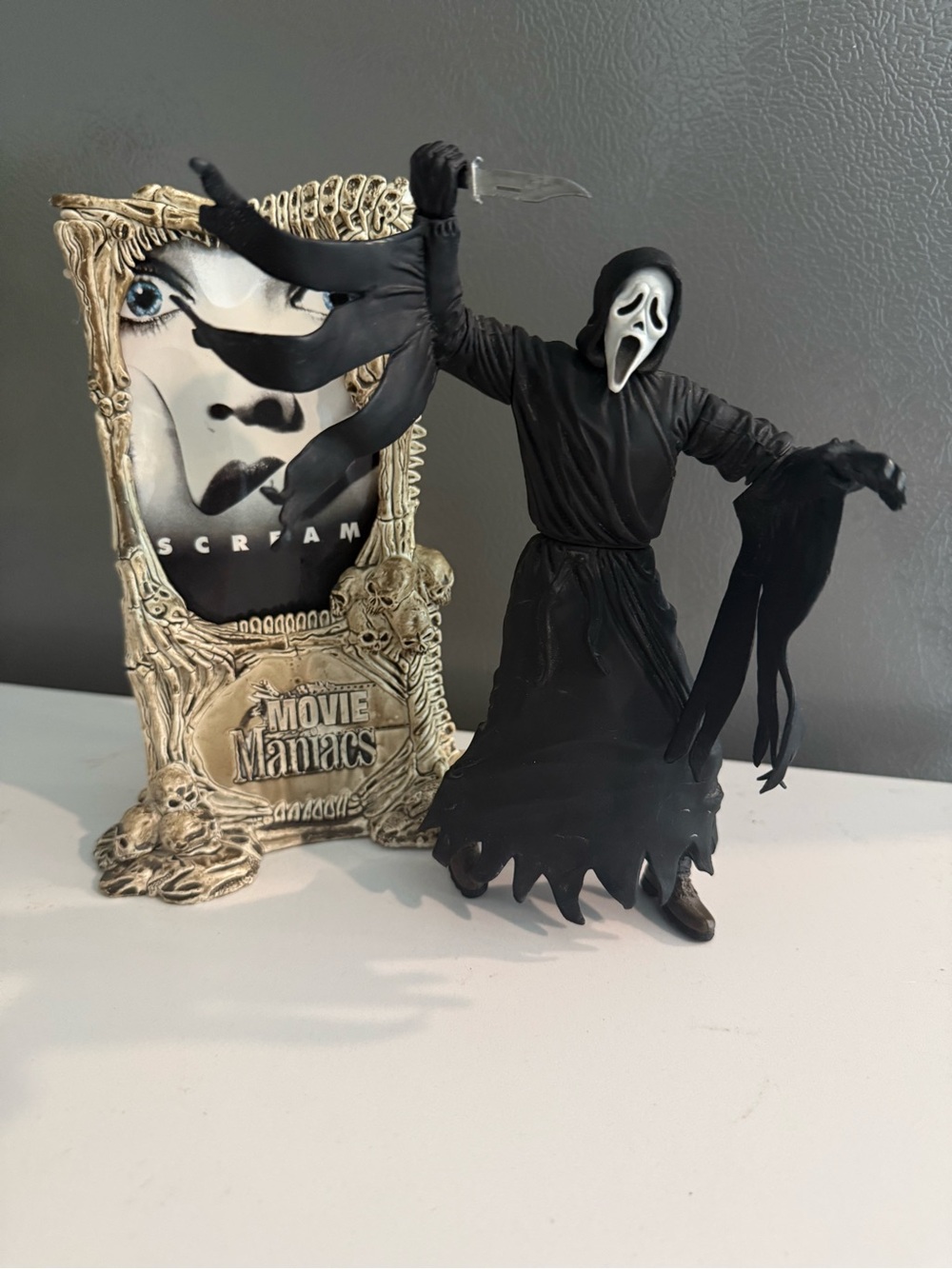 Scream Ghostface action figure Todd McFarlane movie maniacs